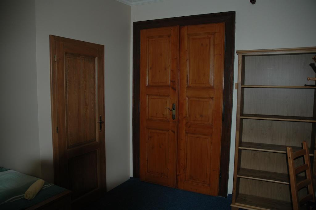 Hotel Mrázek Pardubice Quarto foto